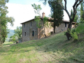 Rustic detached holiday home with spacious garden and lots of privacy Magione